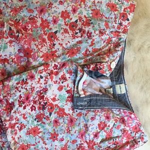 Women’s floral pattern shorts